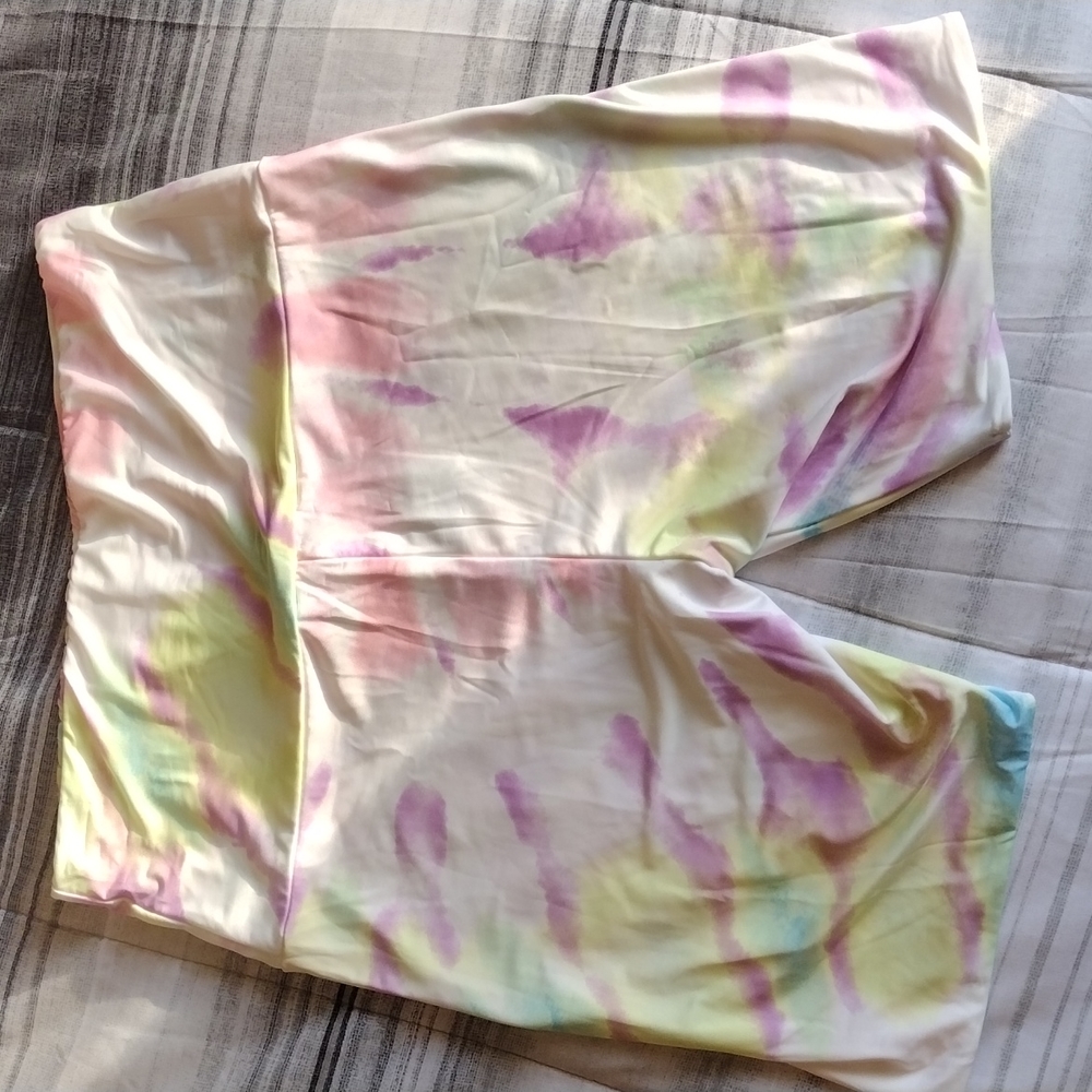 AFRM LAWSON HIGH WAIST BIKE SHORTS IN ABSTRACT MULTI TIE DYE XS - Picture 3 of 6